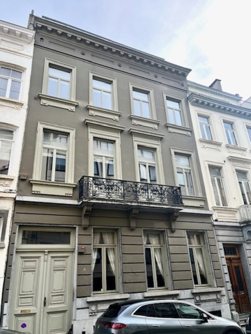 74 Rue Mercelis Bruxelles,1000,3 Slaaplamers Slaaplamers,3 Kamers Kamers,3 BadkamersBadkamers,Apartment,Rue Mercelis,1,5899659