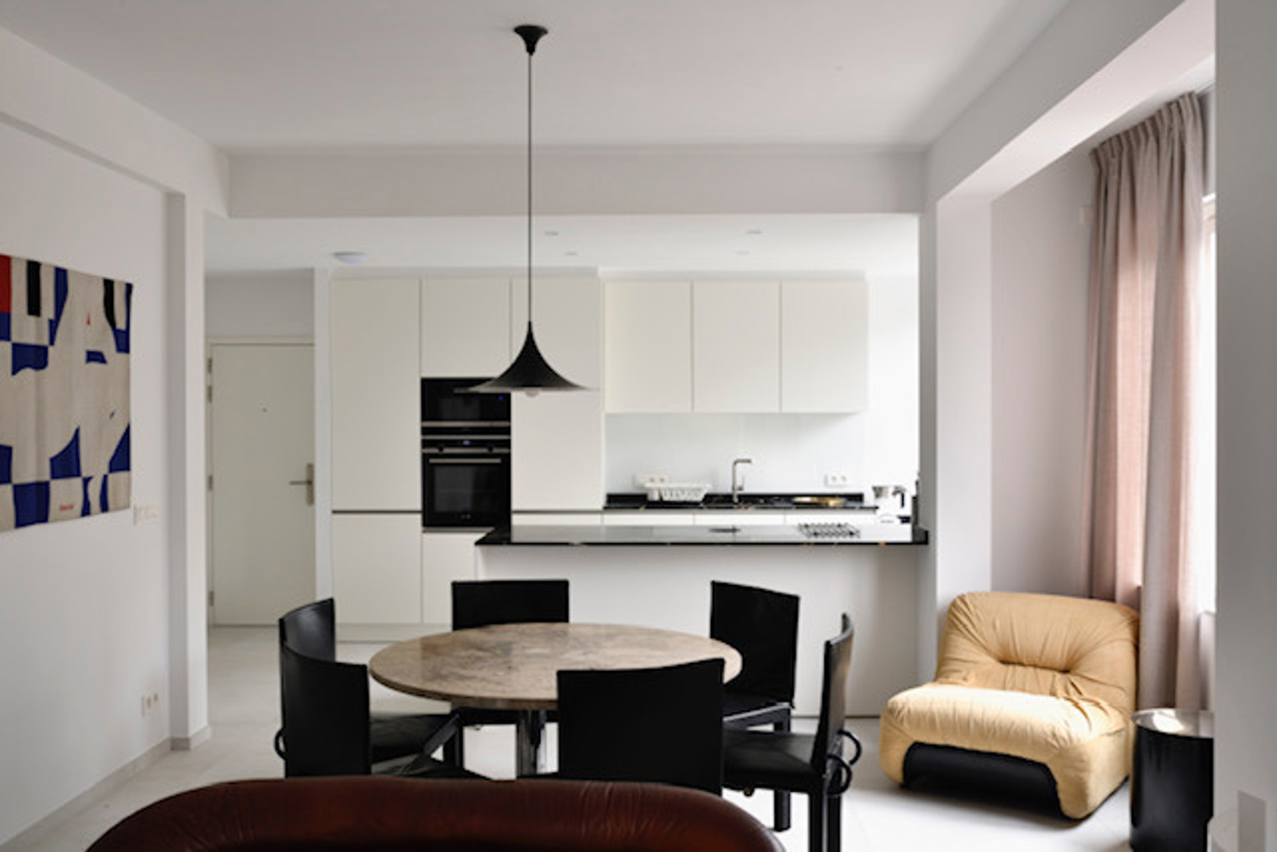 1 Avenue de la Forêt Elsene,1050,2 Slaaplamers Slaaplamers,2 Kamers Kamers,1 BathroomBadkamers,Apartment,Avenue de la Forêt,1,7294595