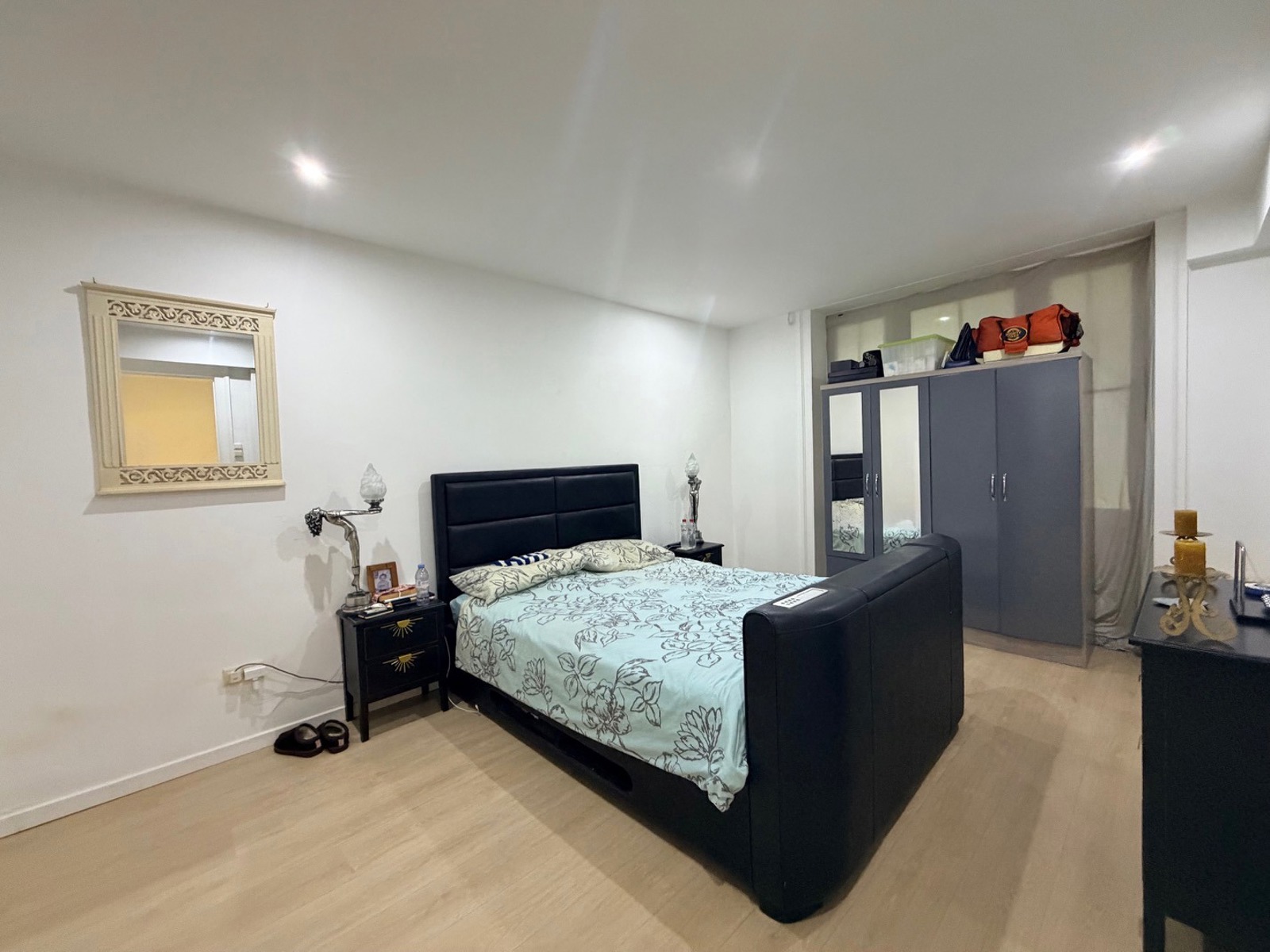 9 Square Gutenberg Bruxelles,1000,3 Slaaplamers Slaaplamers,3 Kamers Kamers,2 BadkamersBadkamers,Apartment,Square Gutenberg,7535813