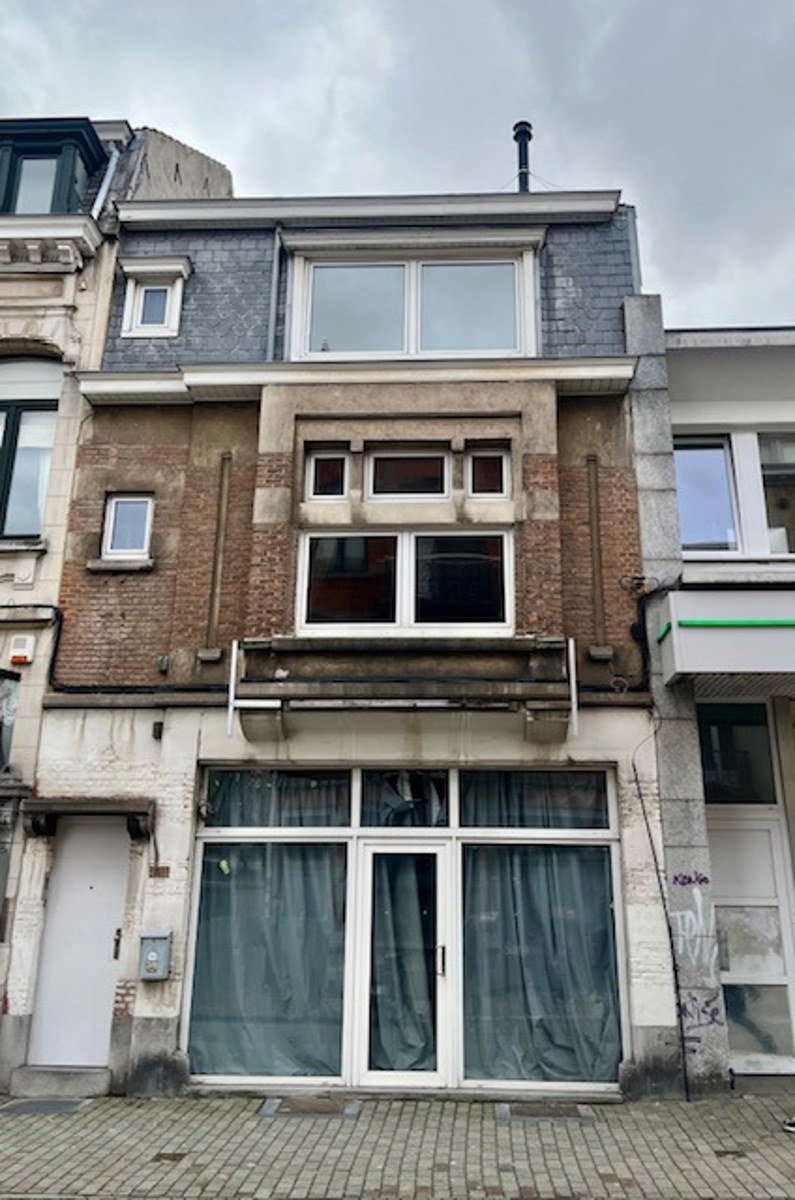 319 Rue Vanderkindere Uccle,1180,3 Bedrooms Bedrooms,3 Rooms Rooms,1 BathroomBathrooms,House,Rue Vanderkindere,7617466