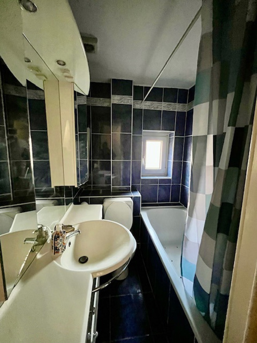 319 Rue Vanderkindere Uccle,1180,3 Bedrooms Bedrooms,3 Rooms Rooms,1 BathroomBathrooms,House,Rue Vanderkindere,7617466