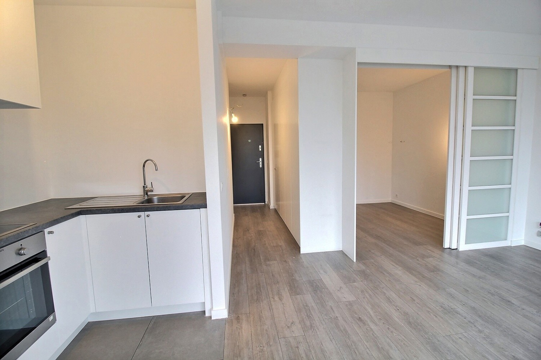 225 Avenue Winston Churchill Uccle,1180,1 Bedroom Slaaplamers,1 Room Kamers,1 BathroomBadkamers,Apartment,Avenue Winston Churchill,5,7765531