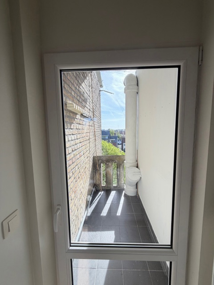 268 Chaussée d'Alsemberg Forest,1190,1 Bedroom Bedrooms,1 Room Rooms,1 BathroomBathrooms,Apartment,Chaussée d'Alsemberg,3,7837829