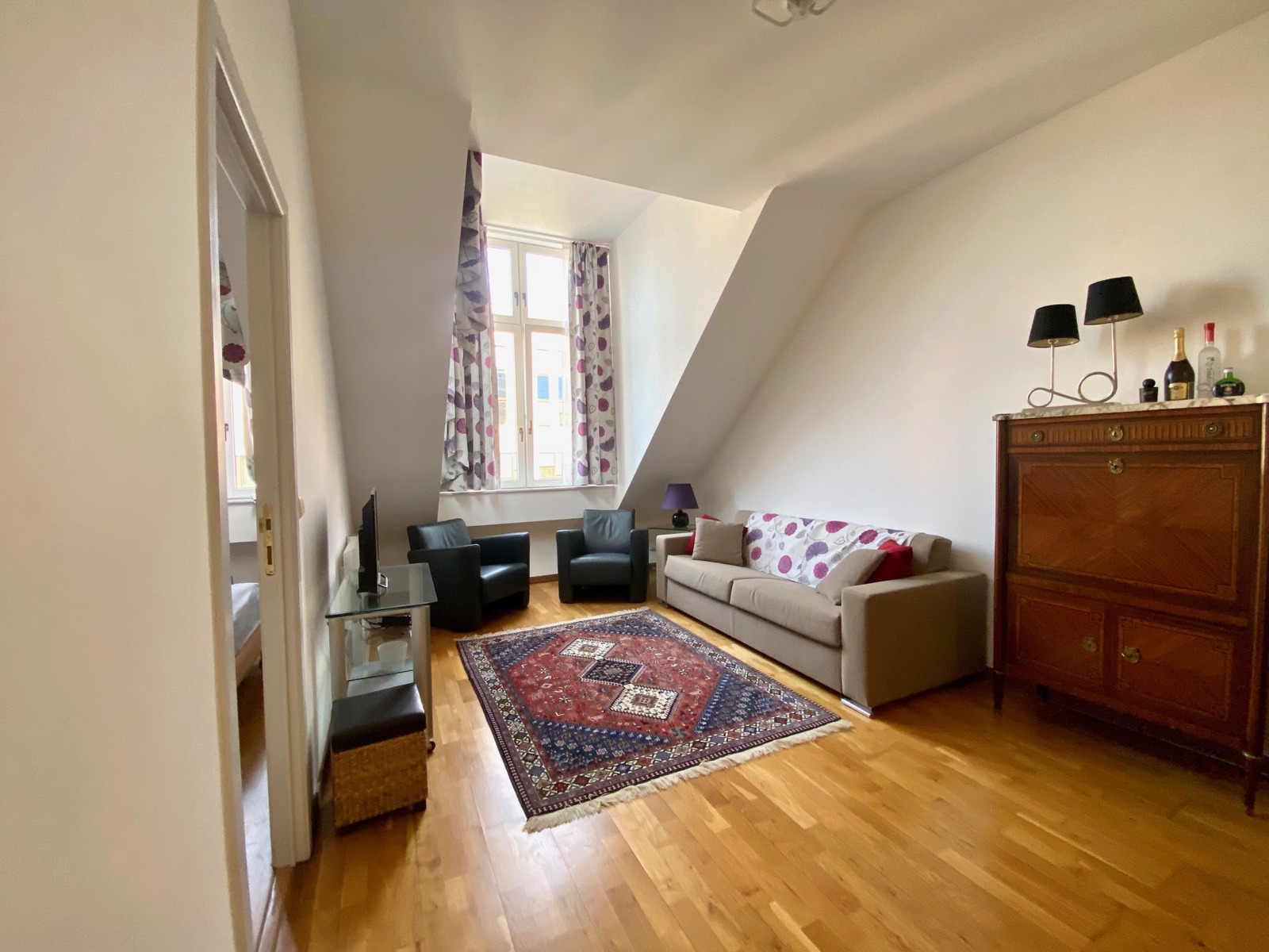 105 Rue Froissart Bruxelles,1040,1 Bedroom Slaaplamers,1 Room Kamers,1 BathroomBadkamers,Apartment,Rue Froissart,5,7854111