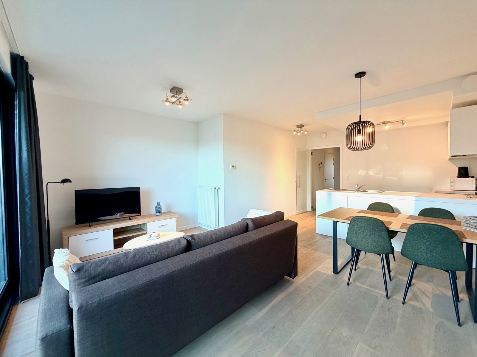 168 Rue Belliard Bruxelles,1000,1 Bedroom Slaaplamers,1 Room Kamers,1 BathroomBadkamers,Apartment,Rue Belliard,6,7872781