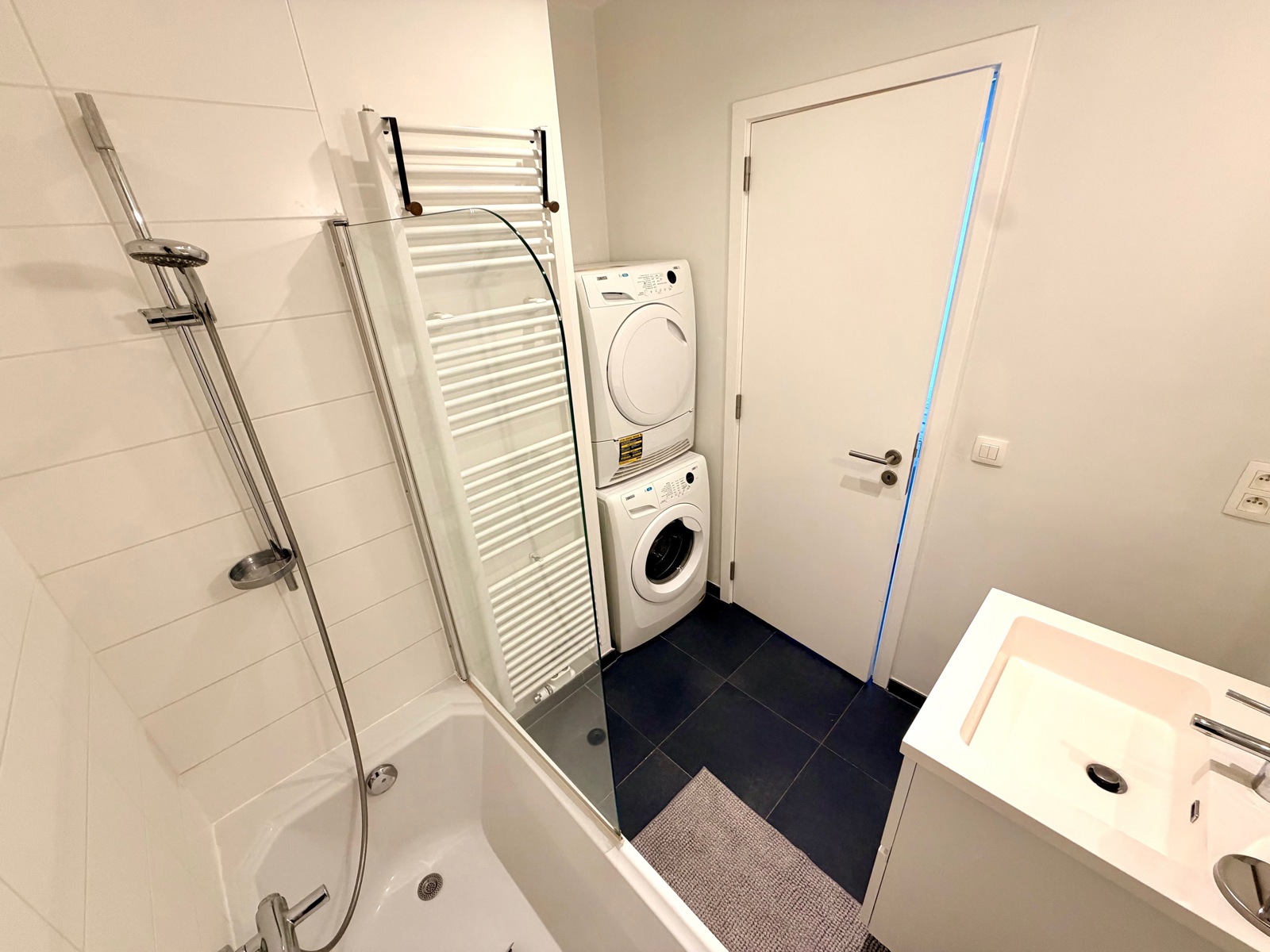 168 Rue Belliard Bruxelles,1000,1 Bedroom Slaaplamers,1 Room Kamers,1 BathroomBadkamers,Apartment,Rue Belliard,6,7872781