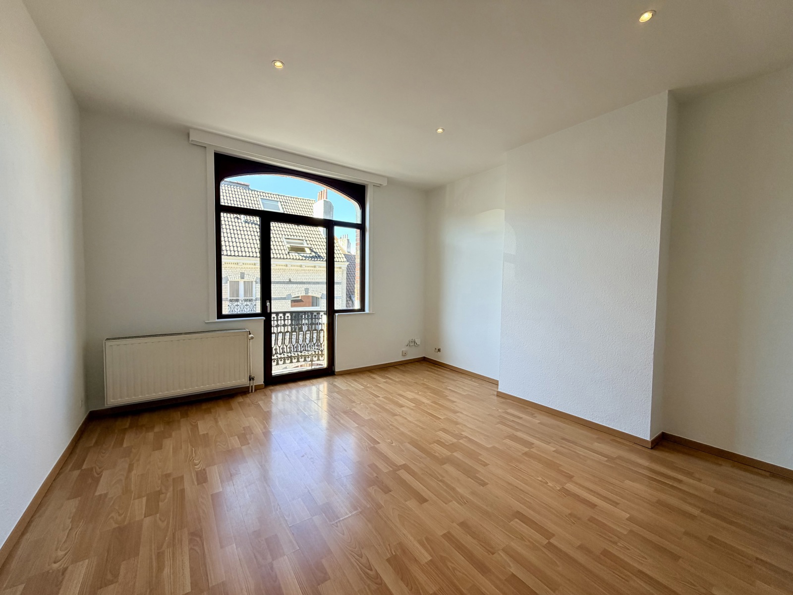 166 Chaussée de Boondael Ixelles,1050,1 Bedroom Slaaplamers,1 Room Kamers,1 BathroomBadkamers,Apartment,Chaussée de Boondael,3,7894366