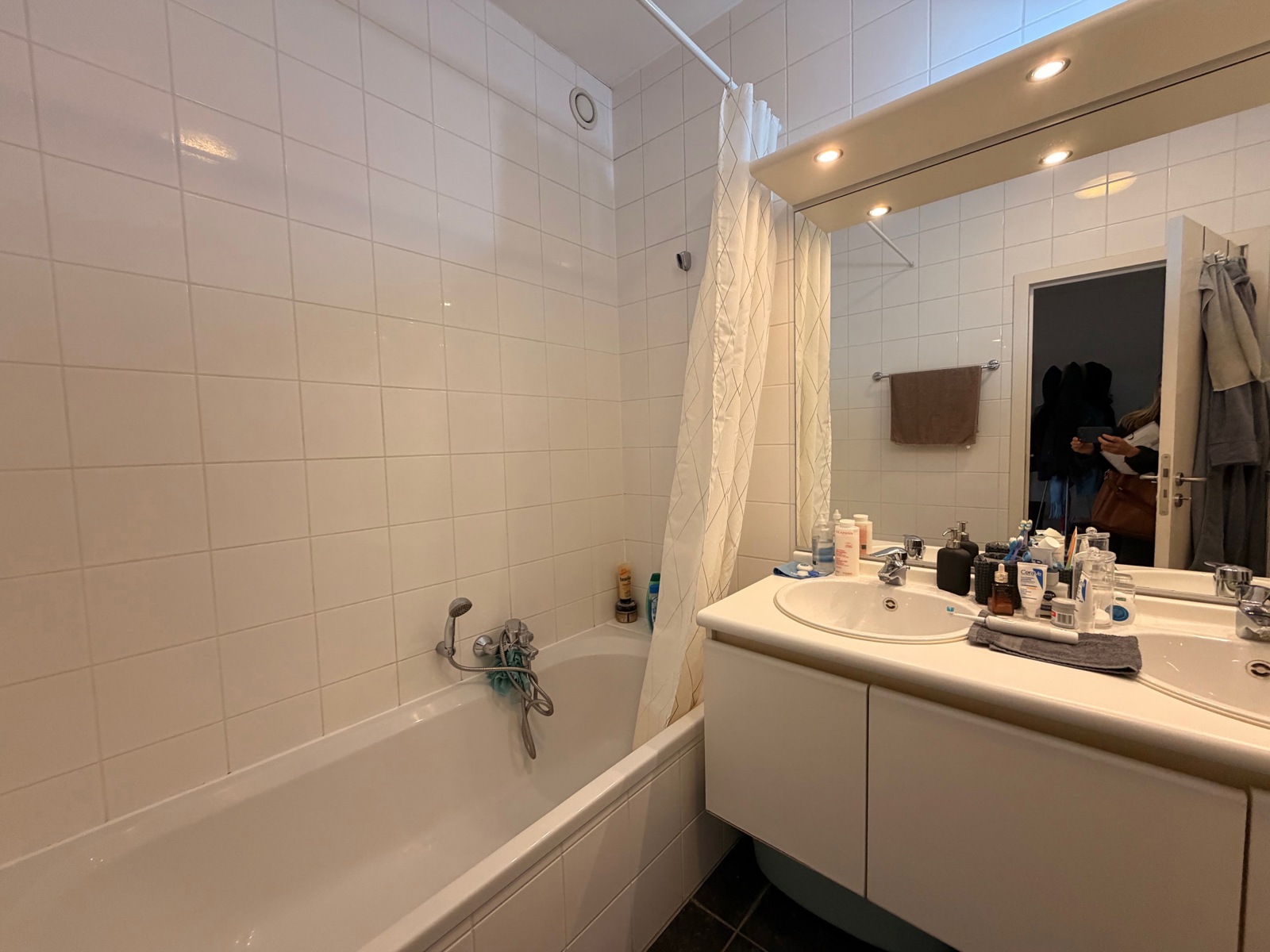 36 Rue d'Edimbourg Ixelles,1050,1 Bedroom Slaaplamers,1 Room Kamers,1 BathroomBadkamers,Apartment,Rue d'Edimbourg,4,7911767